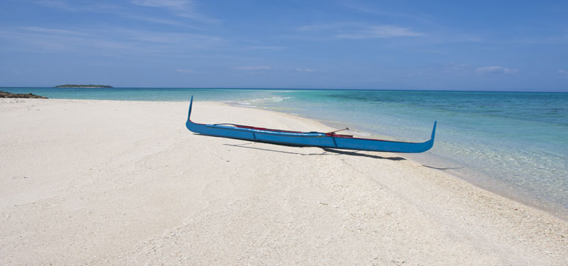 Tinalisayan Island Beach in Philippines