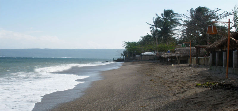 Tolong Gapo Beach in Philippines
